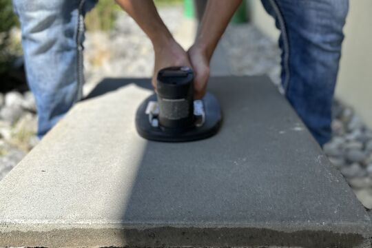 02_05_Platte gehoben.jpg